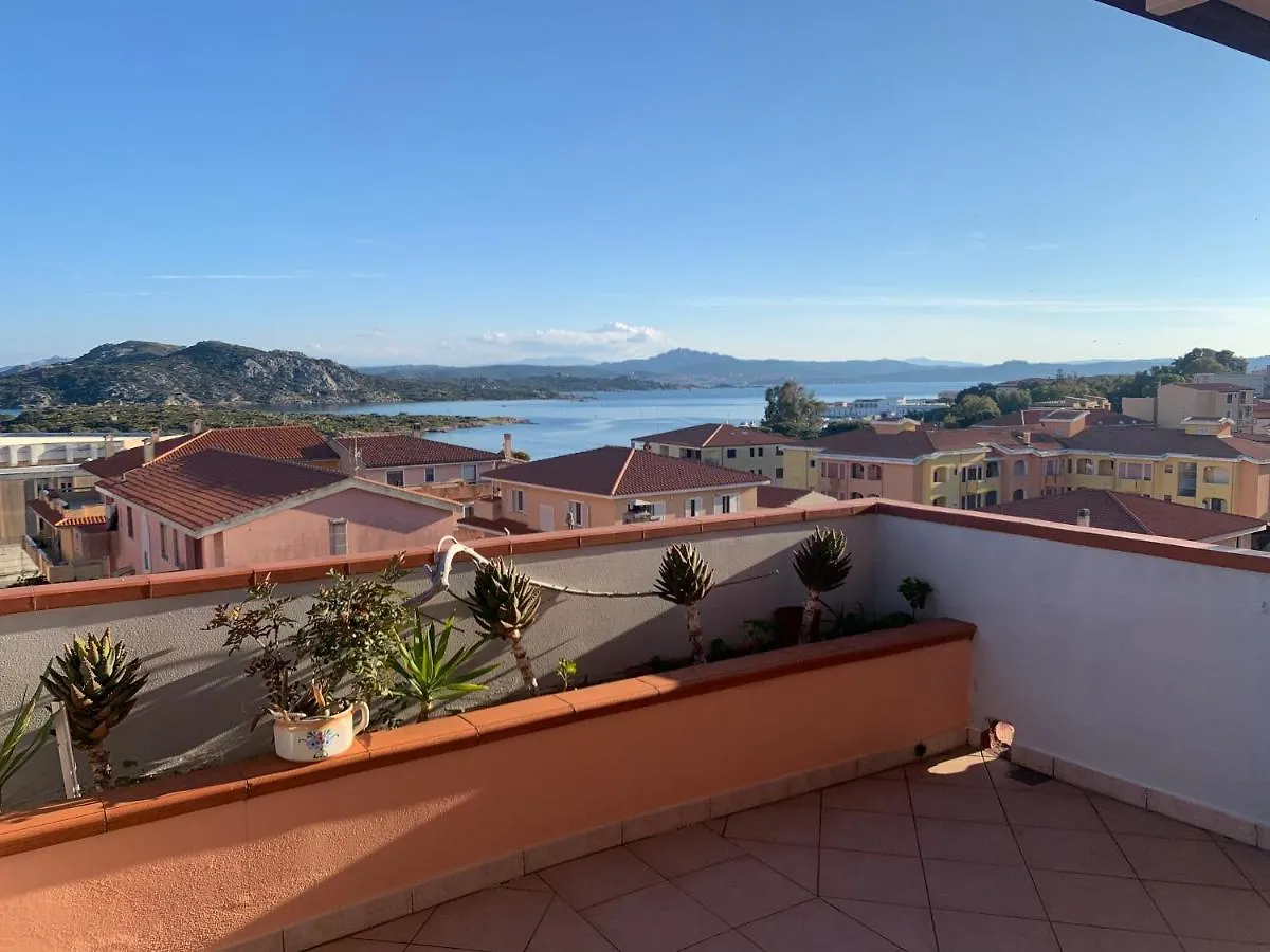 Appartamento Bellissima Terrazza Vista Mare La Maddalena