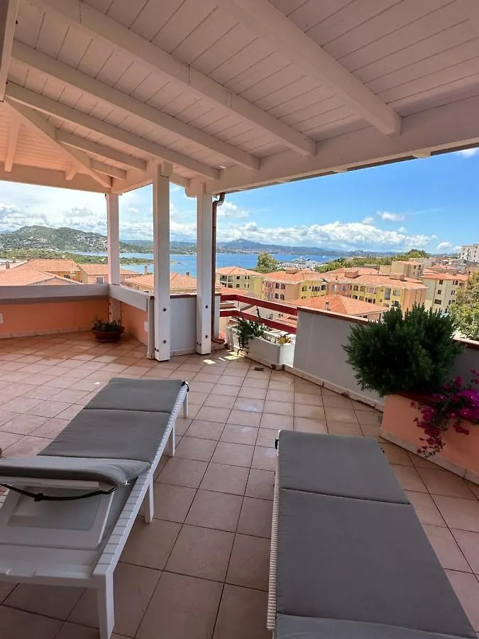 Appartamento Bellissima Terrazza Vista Mare La Maddalena